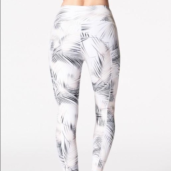 NUX Carry On Palm Leggings Pure Barre Alo - Picture 3 of 3